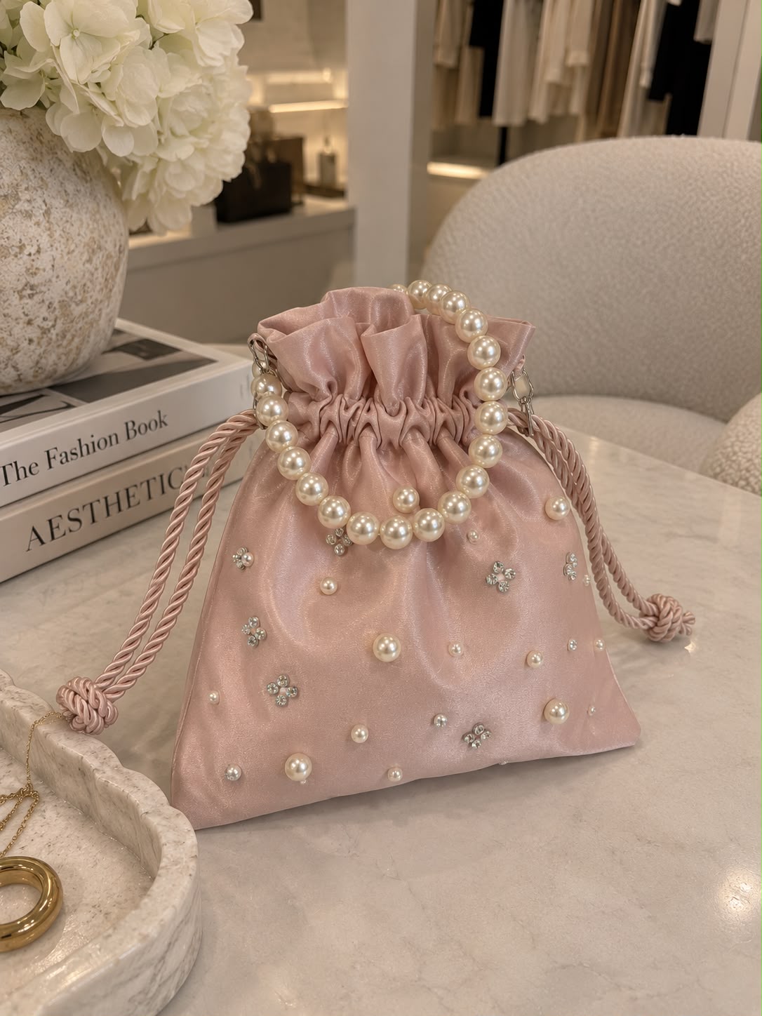 28/11 Satin Bag e aperitivo da Casa Vidaschi Roma - €59,00