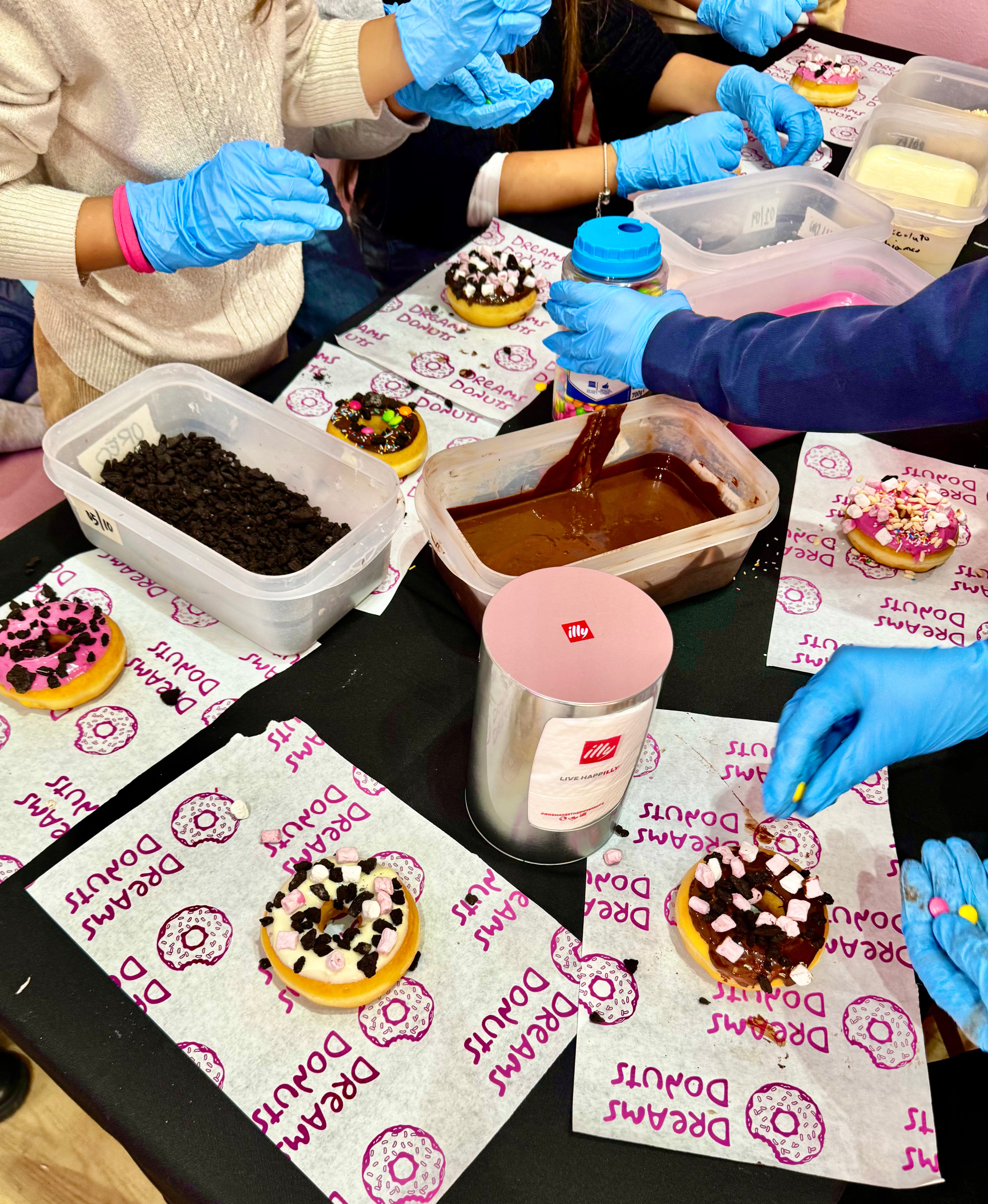 09/05 Decorazione Ciambelle Donuts Milano - €45,00