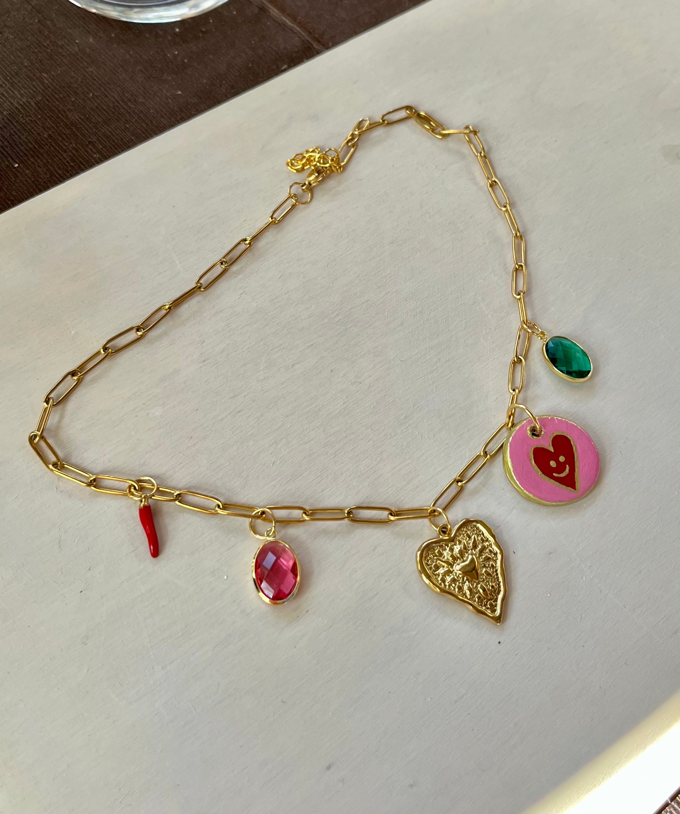 18/10 Collane con charms e merenda da Cortile Flora Milano - €55,00