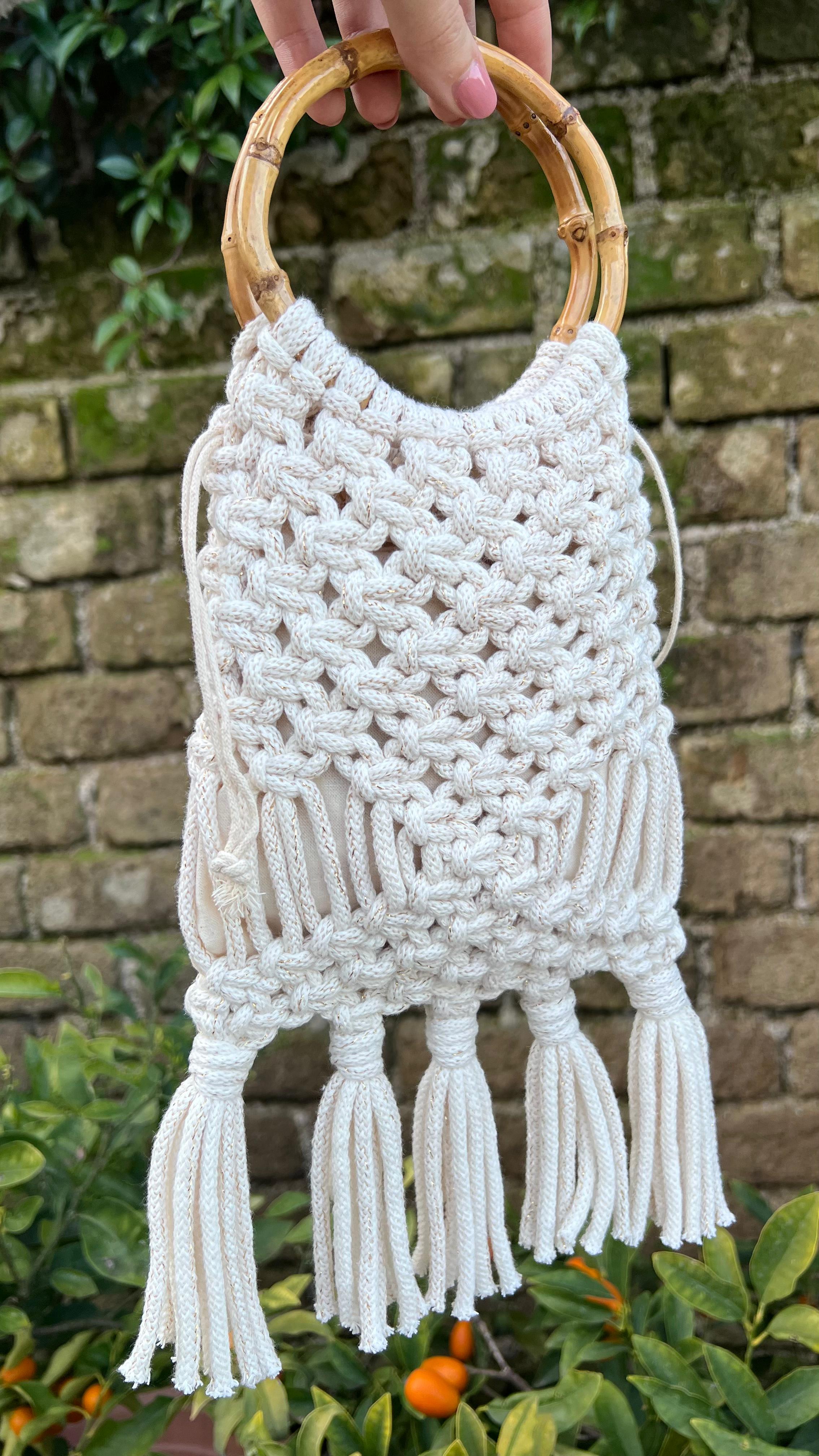 31/03 Spring Bag e aperitivo all'Hilton Eur La Lama Roma - 59,00€