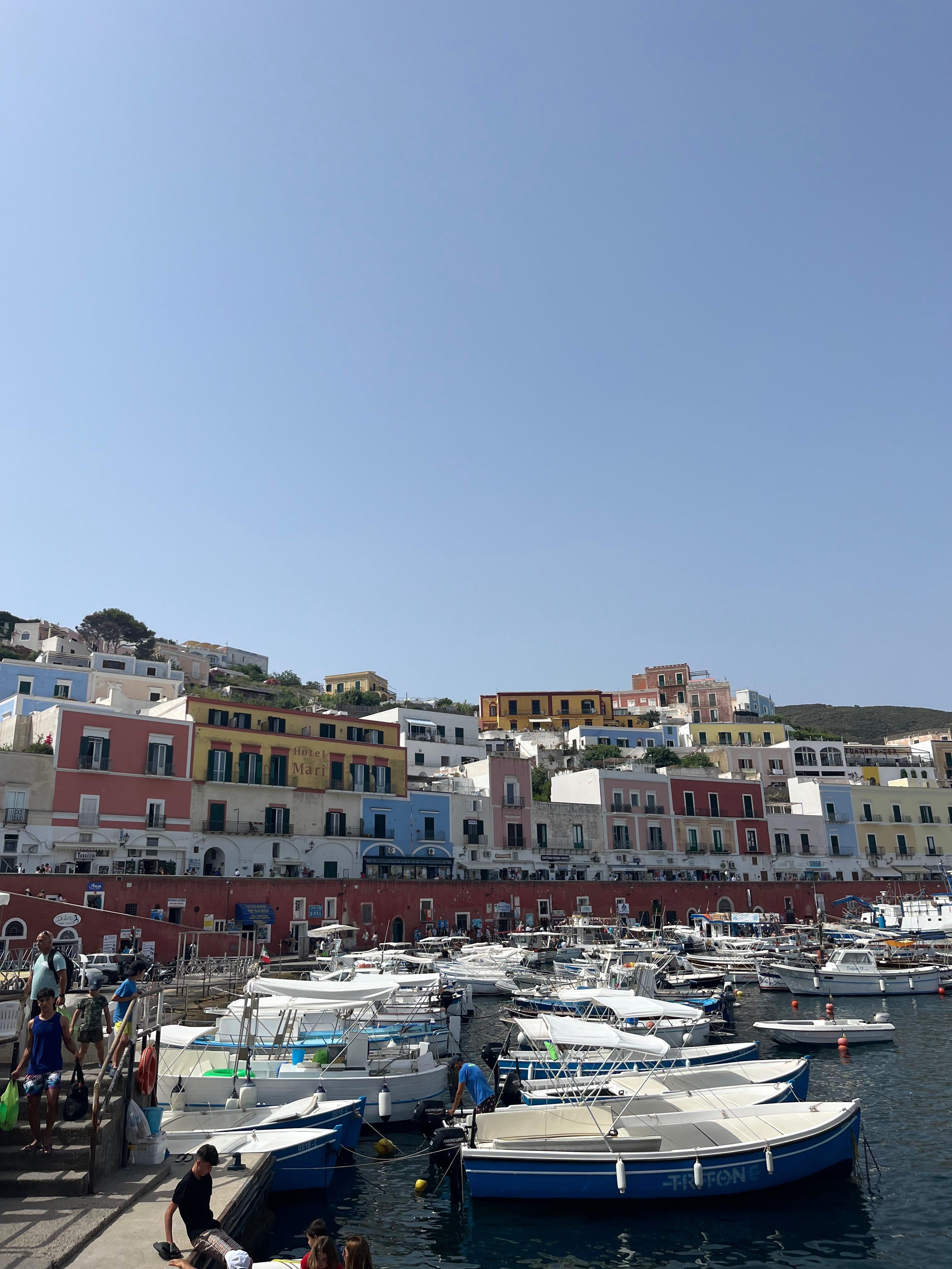 BAONOW RETREAT PONZA