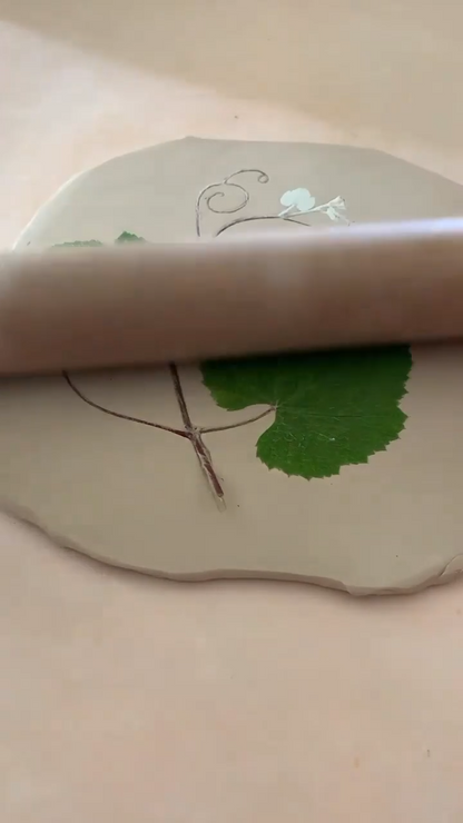 12/11 Ceramica botanica con foglie viti e aperitivo da Mini Bar Garden Bistrot Molfetta - €39